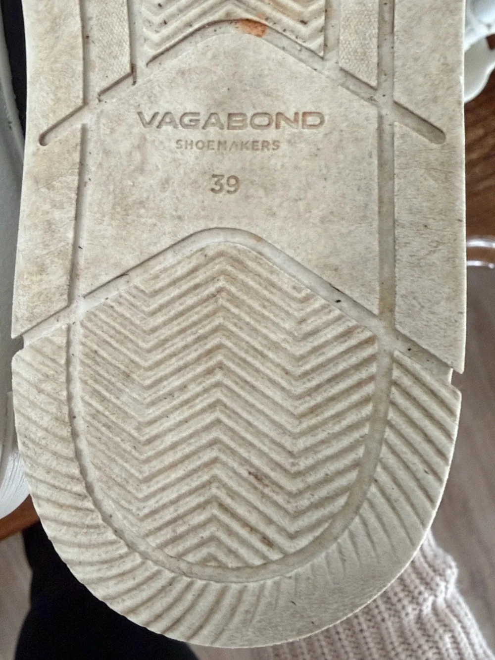 Vagabond Black Leather Judy Platform Sneakers with Cream Soles 39
